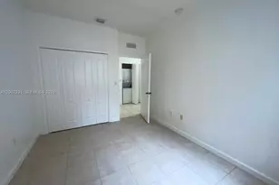 1535 SE 26th St, Homestead, FL 33035 - Photo 10