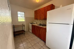 718 SW 11th Ave, Miami, FL 33130 - Photo 4