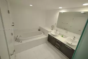 2950 NE 188th St, Aventura, FL 33180 - Photo 6