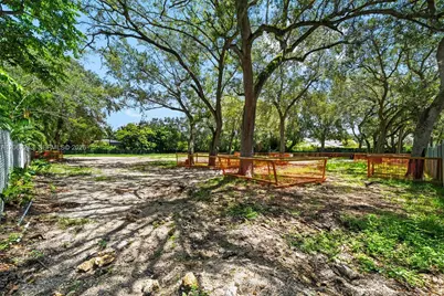 6285 SW 98th St, Pinecrest, FL 33156 - Photo 10
