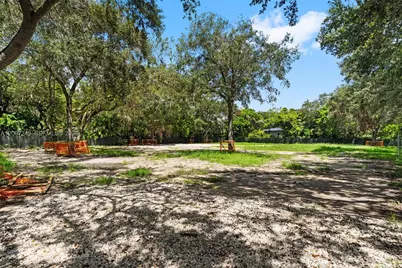 6285 SW 98th St, Pinecrest, FL 33156 - Photo 8