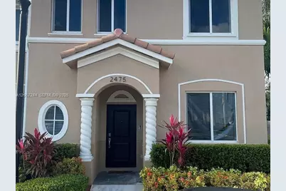2475 SE 11th St, Homestead, FL 33035 - Photo 1