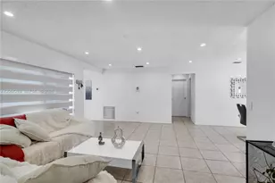 11911 NW 32nd Manor, Sunrise, FL 33323 - Photo 6