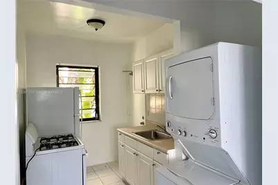 411 Meridian Ave #7, Miami Beach, FL 33139 - Photo 2