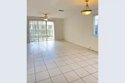 677 NW 42nd Ave #677, Plantation, FL 33317 - Photo 4