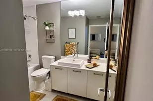 151 SE 1st St, Miami, FL 33131 - Photo 4