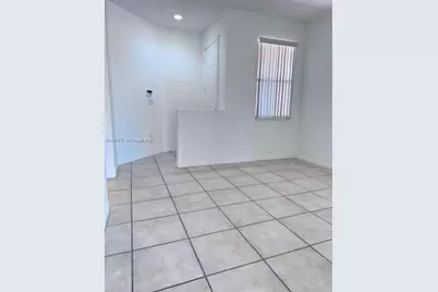 11102 SW 236th Ter, Homestead, FL 33032 - Photo 6