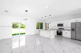 718 718 Robert Ave, Lehigh Acres, FL 33936 - Photo 8