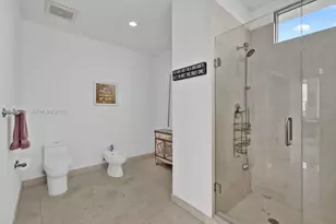 7934 West Dr, North Bay Village, FL 33141 - Photo 22
