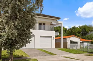 2784 SW 34th Ave, Miami, FL 33133 - Photo 2