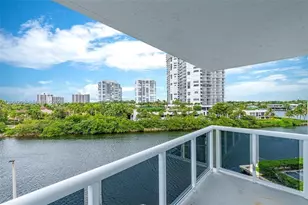 20505 E Country Club Dr, Aventura, FL 33180 - Photo 4