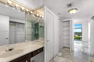 20505 E Country Club Dr, Aventura, FL 33180 - Photo 12