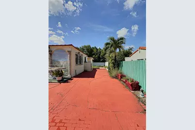 1885 SW 21st Ter, Miami, FL 33145 - Photo 24