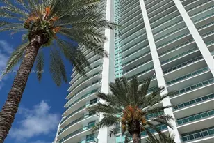 1331 Brickell Bay Dr, Miami, FL 33131 - Photo 22