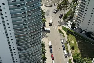 1331 Brickell Bay Dr, Miami, FL 33131 - Photo 20