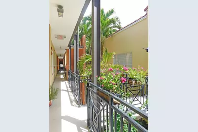 4812 Pine Tree Dr #206, Miami Beach, FL 33140 - Photo 10