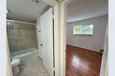 3409 NW 44th St #106, Oakland Park, FL 33309 - Photo 16