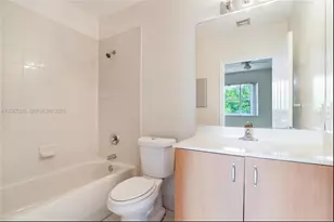 8228 SW 29th St, Miramar, FL 33025 - Photo 10