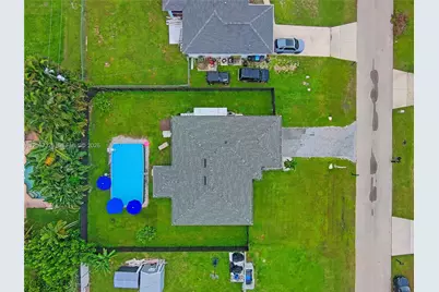 1307 1307 SW 13th Ter, Cape Coral, FL 33991 - Photo 36