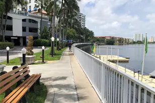 5077 NW 7th St, Miami, FL 33126 - Photo 12