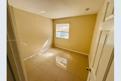 1601 SE 24th Ct #221, Homestead, FL 33035 - Photo 2
