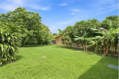 2920 SW 38th Ct #0, Miami, FL 33134 - Photo 10
