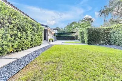 460 NE 50th Ter, Miami, FL 33137 - Photo 2