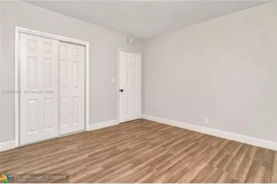 486 W Evanston Cir, Fort Lauderdale, FL 33312 - Photo 8