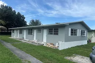 53 NW 169th St, North Miami Beach, FL 33169 - Photo 2