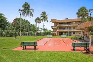 5300 Washington St, Hollywood, FL 33021 - Photo 32