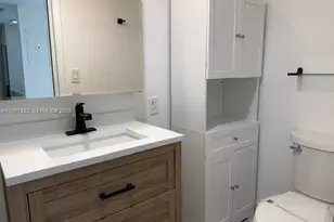 540 Brickell Key Dr, Miami, FL 33131 - Photo 16
