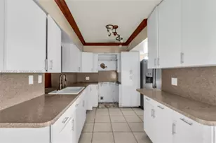 6605 NW 77th St, Tamarac, FL 33321 - Photo 14