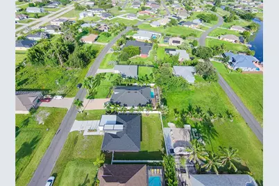 2700 2700 SW Ember Ter, Cape Coral, FL 33991 - Photo 44