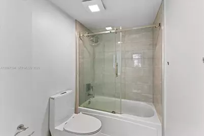 10275 Collins Ave #916, Bal Harbour, FL 33154 - Photo 22