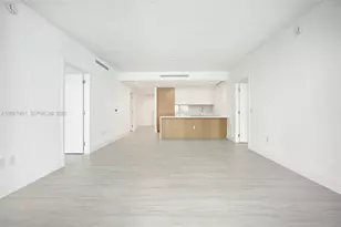 2411 Laguna Cir, Miami, FL 33181 - Photo 42