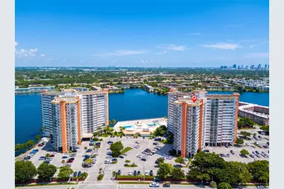 1351 NE Miami Gardens Dr #PH1725E, Miami, FL 33179 - Photo 6