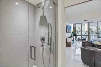 851 NE 1st Ave #202, Miami, FL 33132 - Photo 28