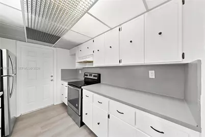 3500 NW 1st St, Miami, FL 33125 - Photo 24