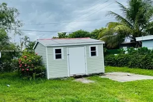 12330 NW 17th Ct, Miami, FL 33167 - Photo 6