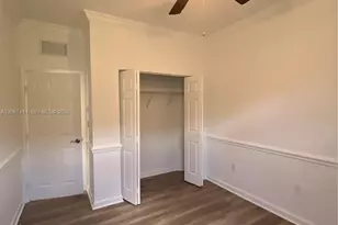 8843 W 34th Ave, Hialeah, FL 33018 - Photo 22
