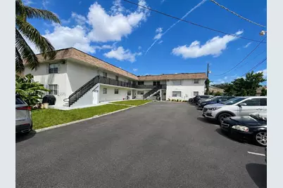 2521 Pierce St #10, Hollywood, FL 33020 - Photo 12