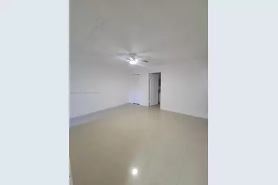 8075 NW 71st Ct #8075, Tamarac, FL 33321 - Photo 12