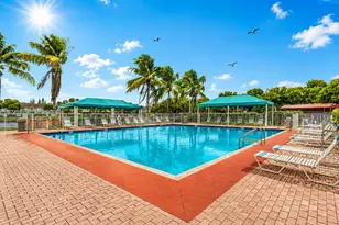 1652 SE 28th St, Homestead, FL 33035 - Photo 14