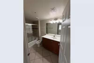 6559 Emerald Dunes Dr #303, West Palm Beach, FL 33411 - Photo 8