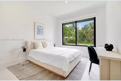 1015 NE 114th St, Biscayne Park, FL 33161 - Photo 28
