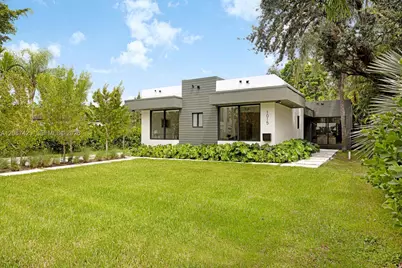 1015 NE 114th St, Biscayne Park, FL 33161 - Photo 14