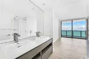 460 NE 28th St, Miami, FL 33137 - Photo 20