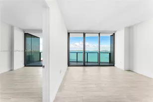 460 NE 28th St, Miami, FL 33137 - Photo 8