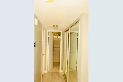 4211 NW 41st St #407, Lauderdale Lakes, FL 33319 - Photo 8