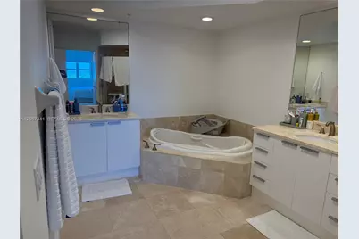 15051 Royal Oaks Ln #1104, North Miami, FL 33181 - Photo 44